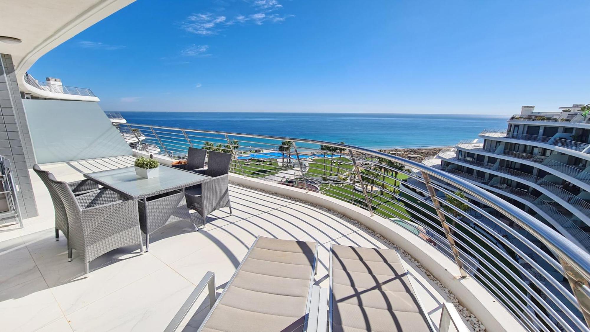 Infinity View Penthouses By Nras Arenales del Sol Rom bilde